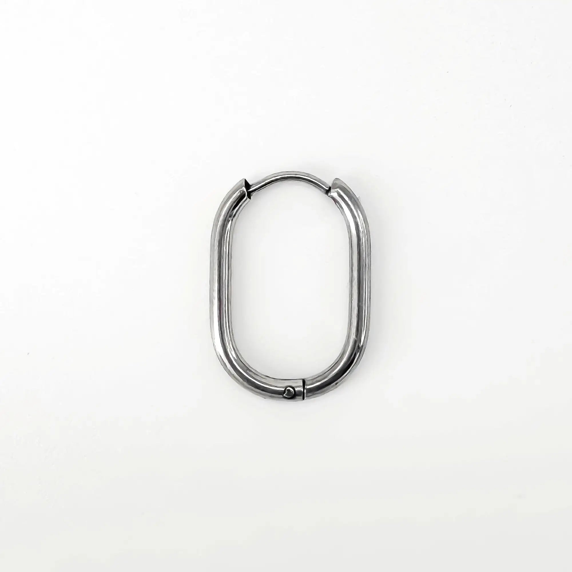 Hoops L customer service