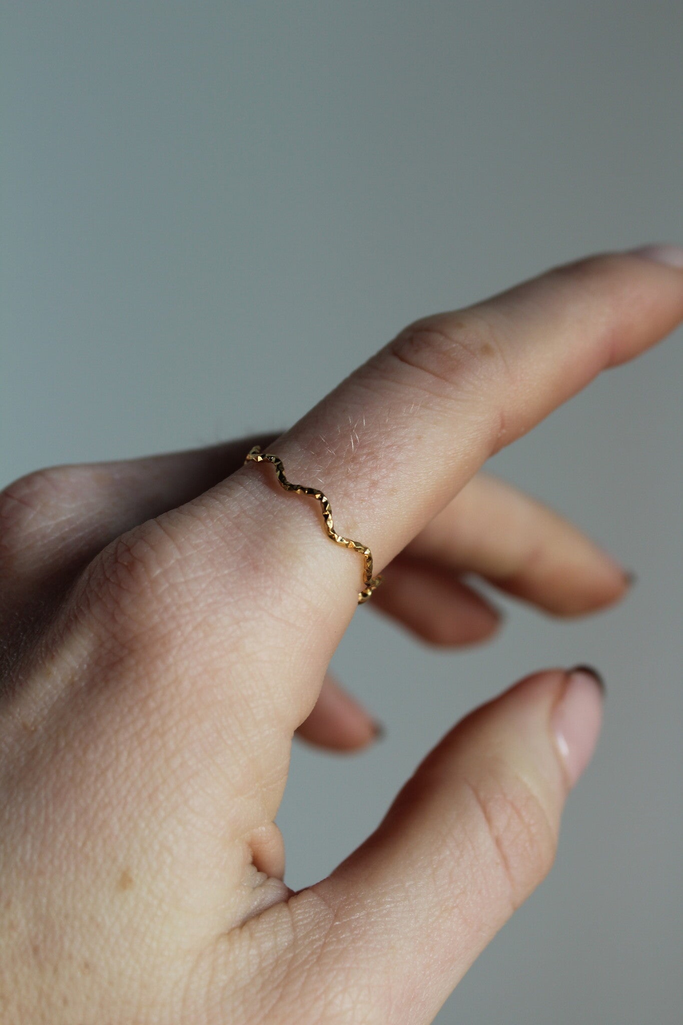 Thin Wave - Ring - Stainless Steel - Adjustable